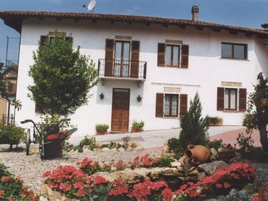Bed and Breakfast Il Grappolo Mongardino Exterior foto
