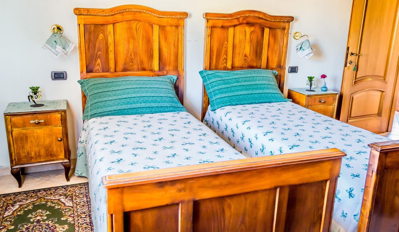 Bed and Breakfast Il Grappolo Mongardino Exterior foto